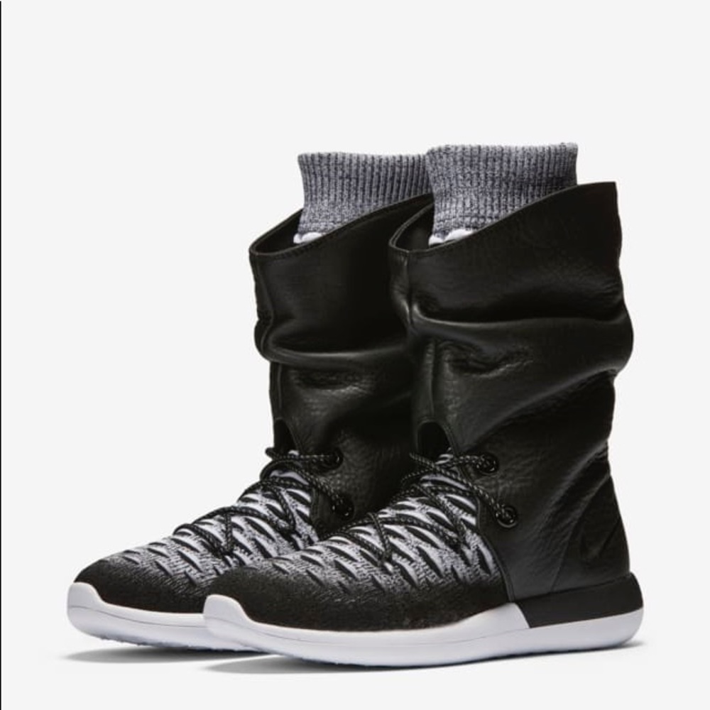 Nike Roshe 2 Flyknit Hi Sneaker Boots